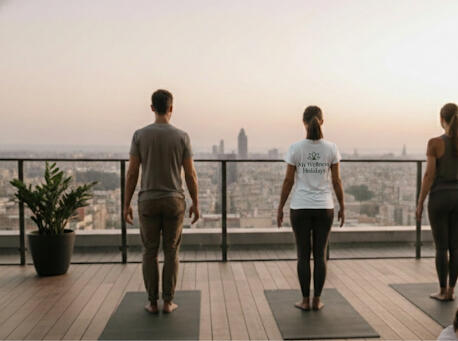 THE SUNRISE FLOW (60 min) Gentle yoga for all levels to align and energize your morning. Important Information: Min. 24h notice required. Rates are per person, contact us for group or duo bookings.